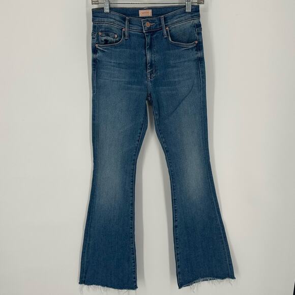 MOTHER The Weekender Fray In A Groovy Kind Of Love Flare Jeans Blue Size 26 - Picture 4 of 14